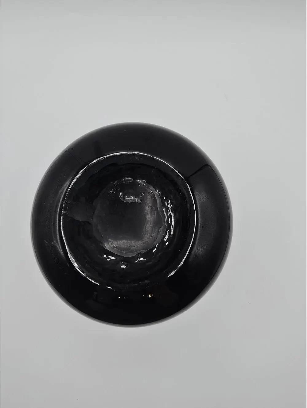 Vintage Hand Blown Studio Art Glass Vase Black Gray Pulled Feather Swirl 6.5